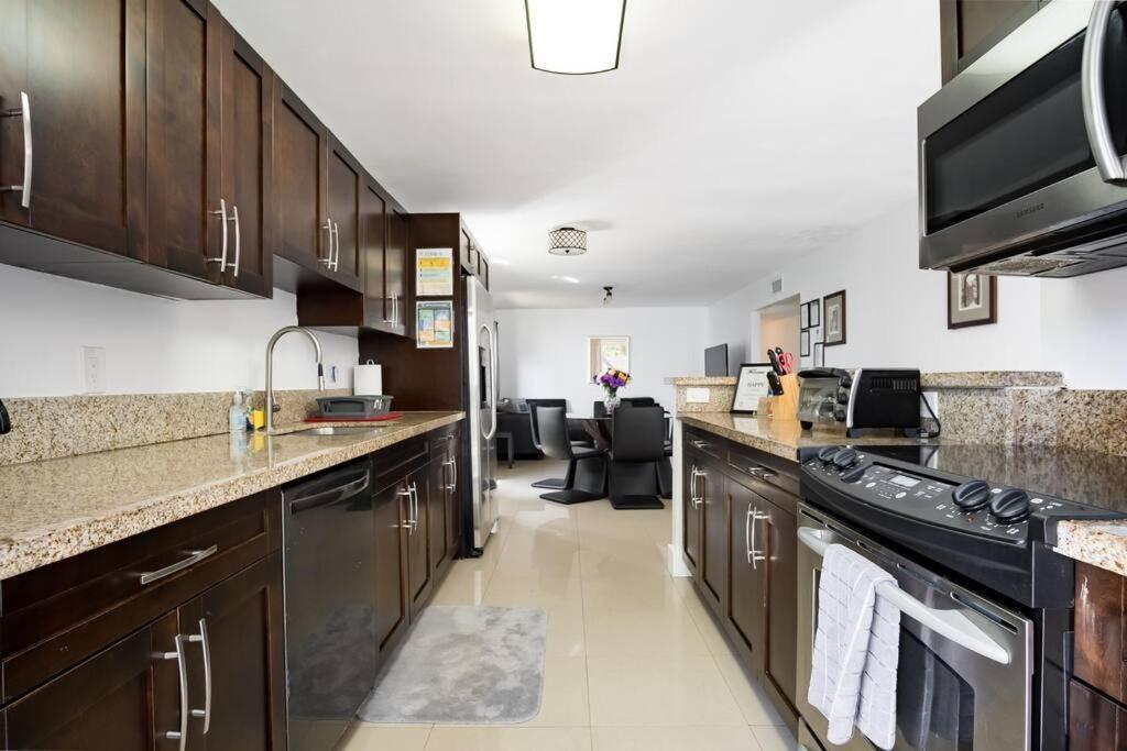 A2 - Endless Summer Vacation Rentals - 3 Bedroom Apartment Close To Casino Fort Lauderdale Ngoại thất bức ảnh